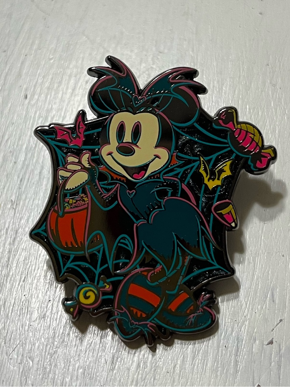 Disney Minnie Mouse Halloween Trick or Treat Costume Pin 2023 Disney Pin Trading